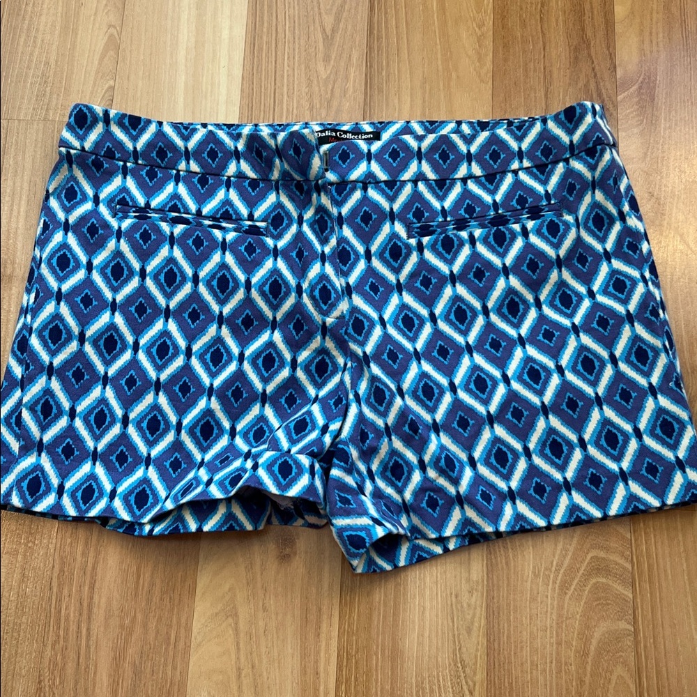 Dalia collection shorts size 6
